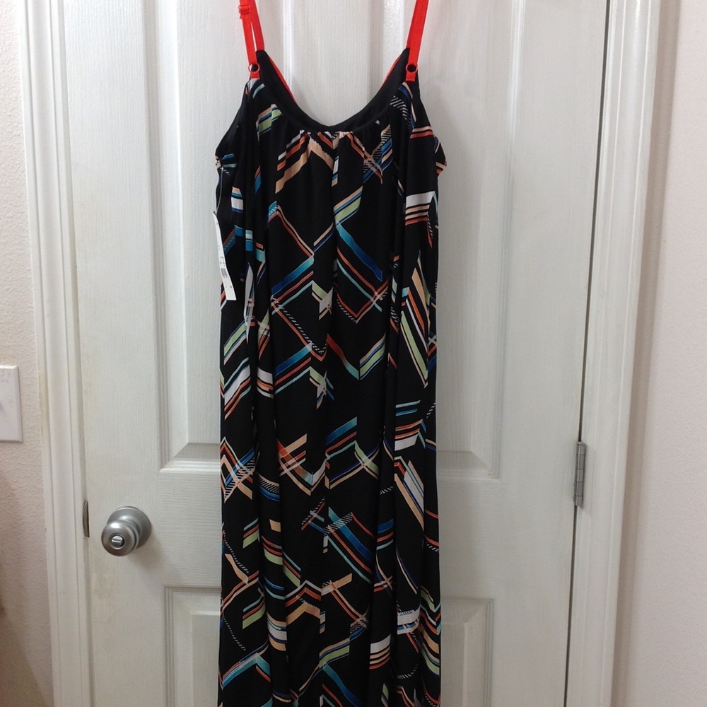 🎉HP🎉 Stunning Maxi Dress - Picture 2 of 6